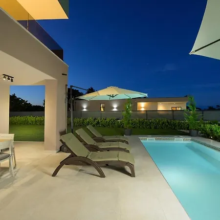 Villa 4m By Istrialux *